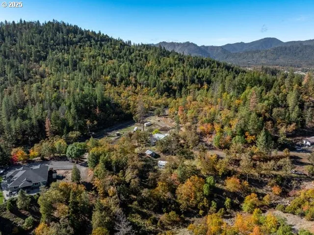 $295,000 | 18922 Antioch Road, White City, OR 97503