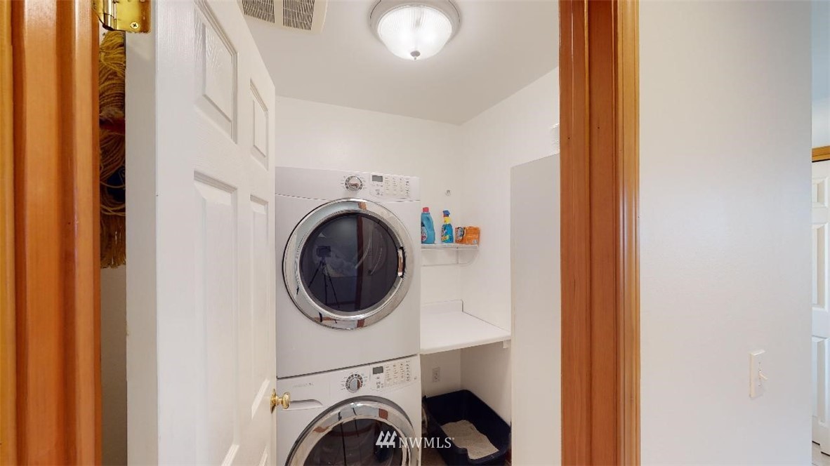 4015 Glengary Road Bellingham, WA 98226 - Photo 13 of 27 Gallery Image 13