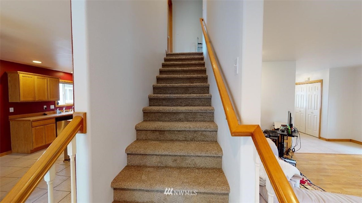 4015 Glengary Road Bellingham, WA 98226 - Photo 15 of 27 Gallery Image 15