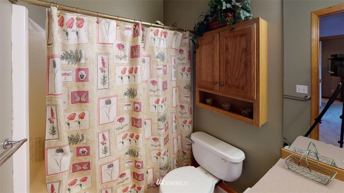 4015 Glengary Road Bellingham, WA 98226 - Photo 18 of 27 Gallery Image 18