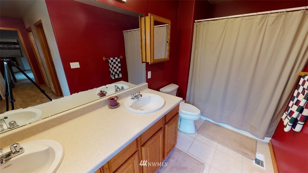 4015 Glengary Road Bellingham, WA 98226 - Photo 24 of 27 Gallery Image 24