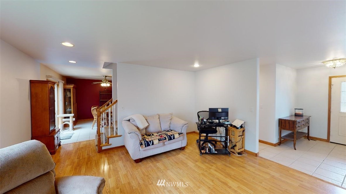 4015 Glengary Road Bellingham, WA 98226 - Photo 6 of 27 Gallery Image 6