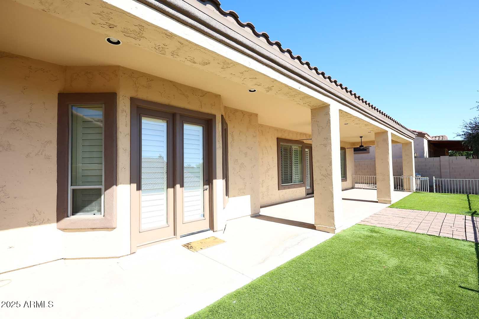 2007 East Topeka Drive Phoenix, AZ 85024 - Photo 30 of 34