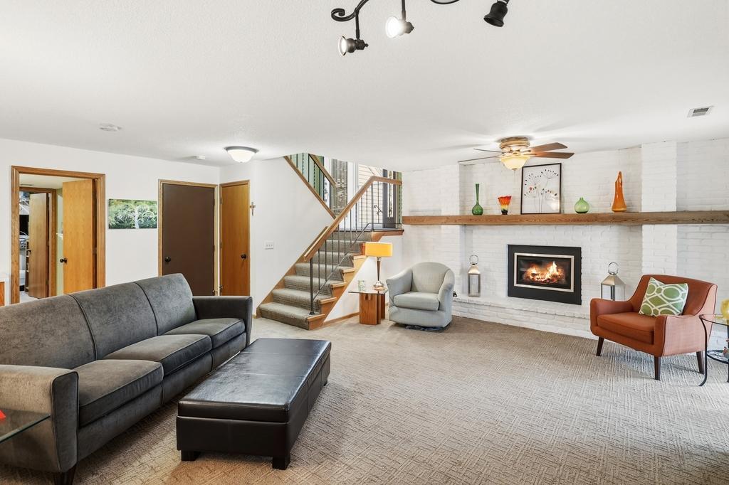 6907 Romeo Road Woodbury, MN 55125 - Photo 24 of 38