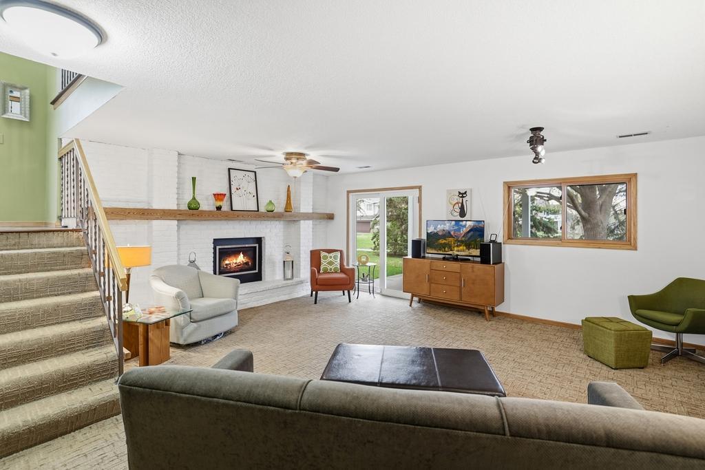 6907 Romeo Road Woodbury, MN 55125 - Photo 25 of 38