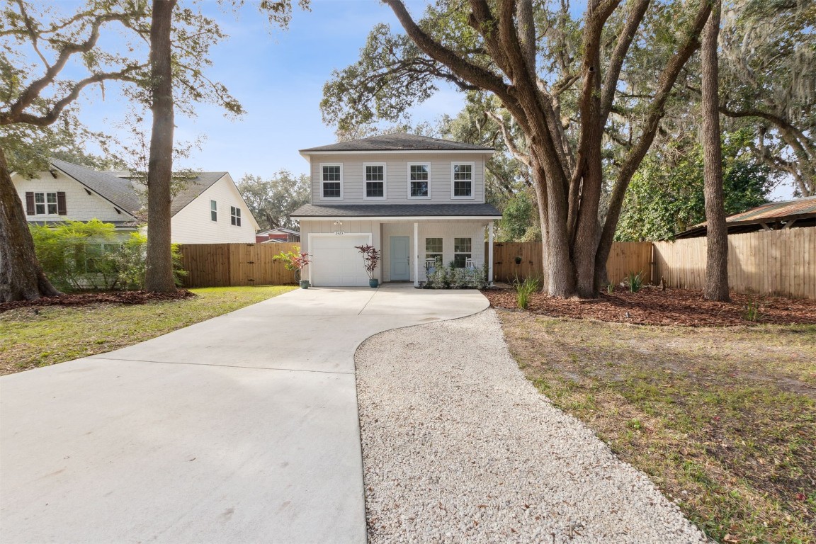 2423 Amelia Road Fernandina Beach, FL 32034 - Photo 3 of 29 Gallery Image 3
