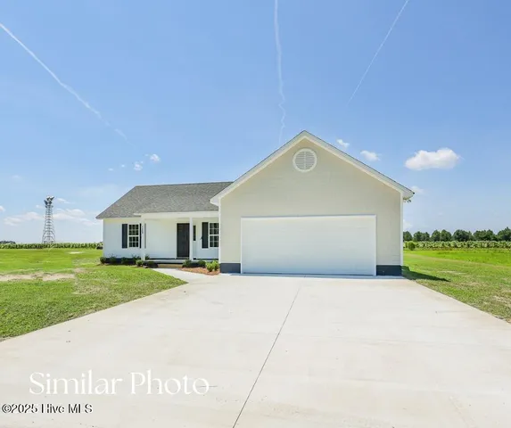 $272,000 | 128 Buckskin Drive, Pollocksville, NC 28573