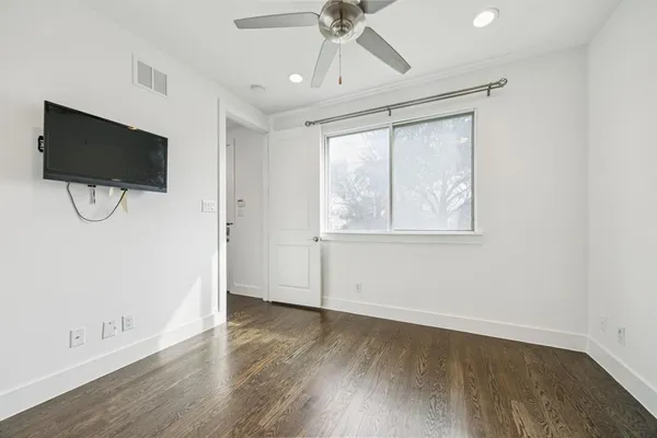 $3,200 | 3002 Zenia Drive, Dallas, TX 75204