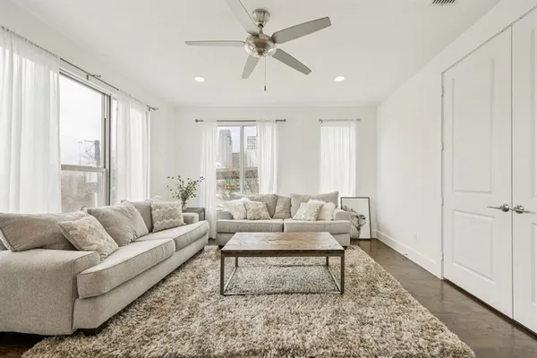 $3,200 | 3002 Zenia Drive, Dallas, TX 75204