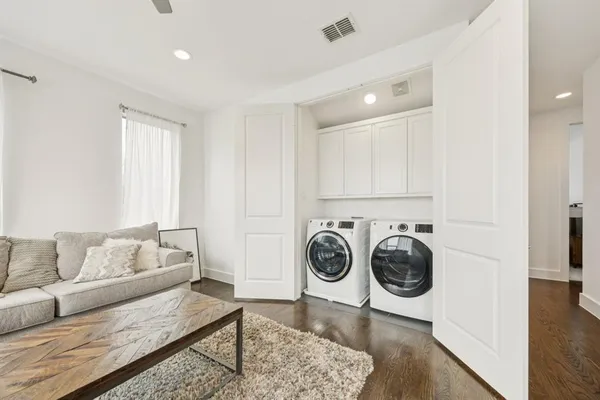 $3,200 | 3002 Zenia Drive, Dallas, TX 75204