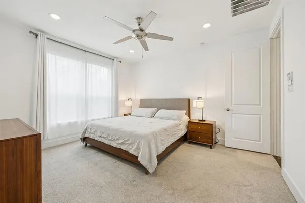 $3,200 | 3002 Zenia Drive, Dallas, TX 75204