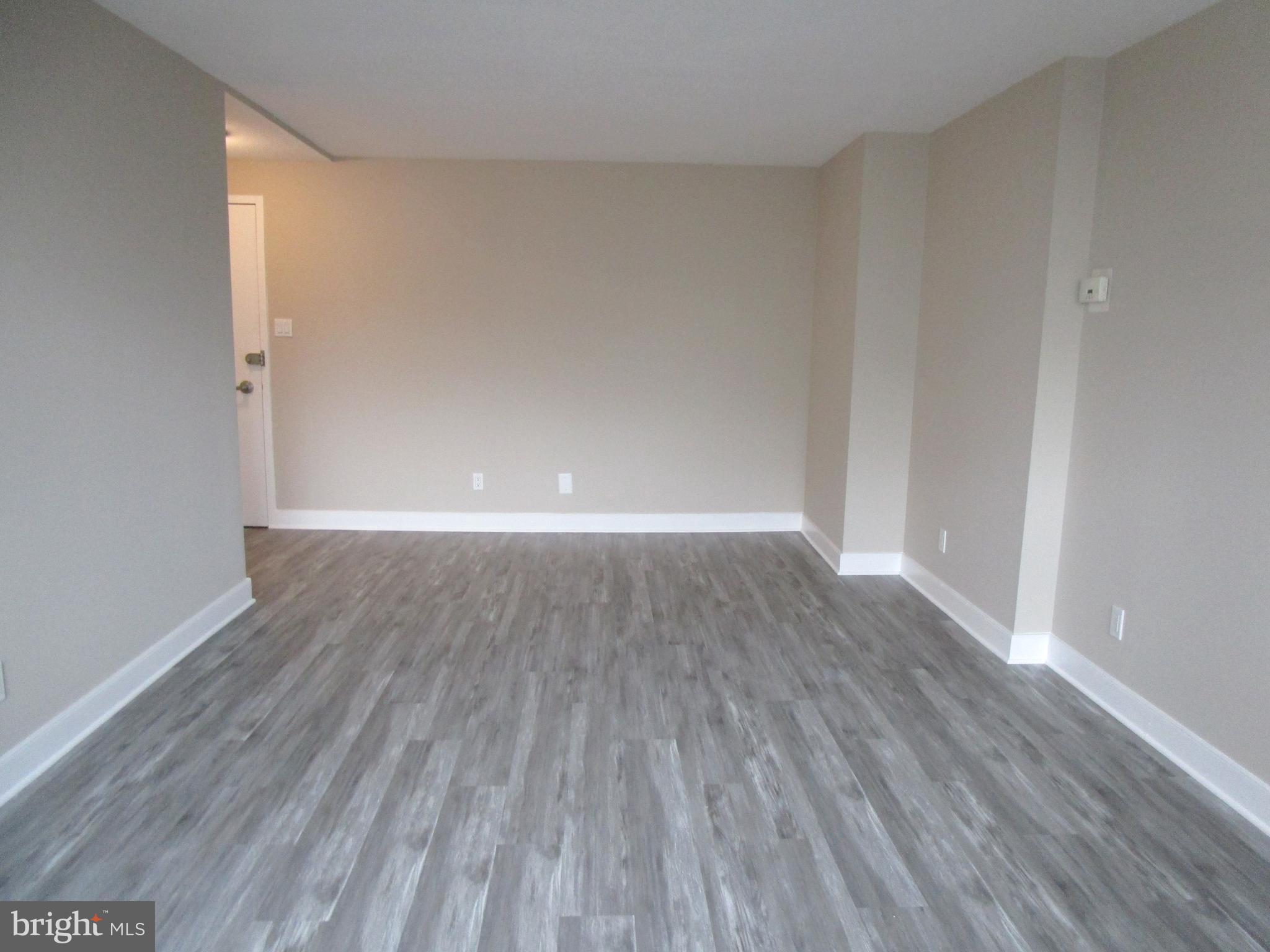 1220 Blair Mill Road, Unit 1208 Silver Spring, MD 20910 - Photo 6 of 9 Living room