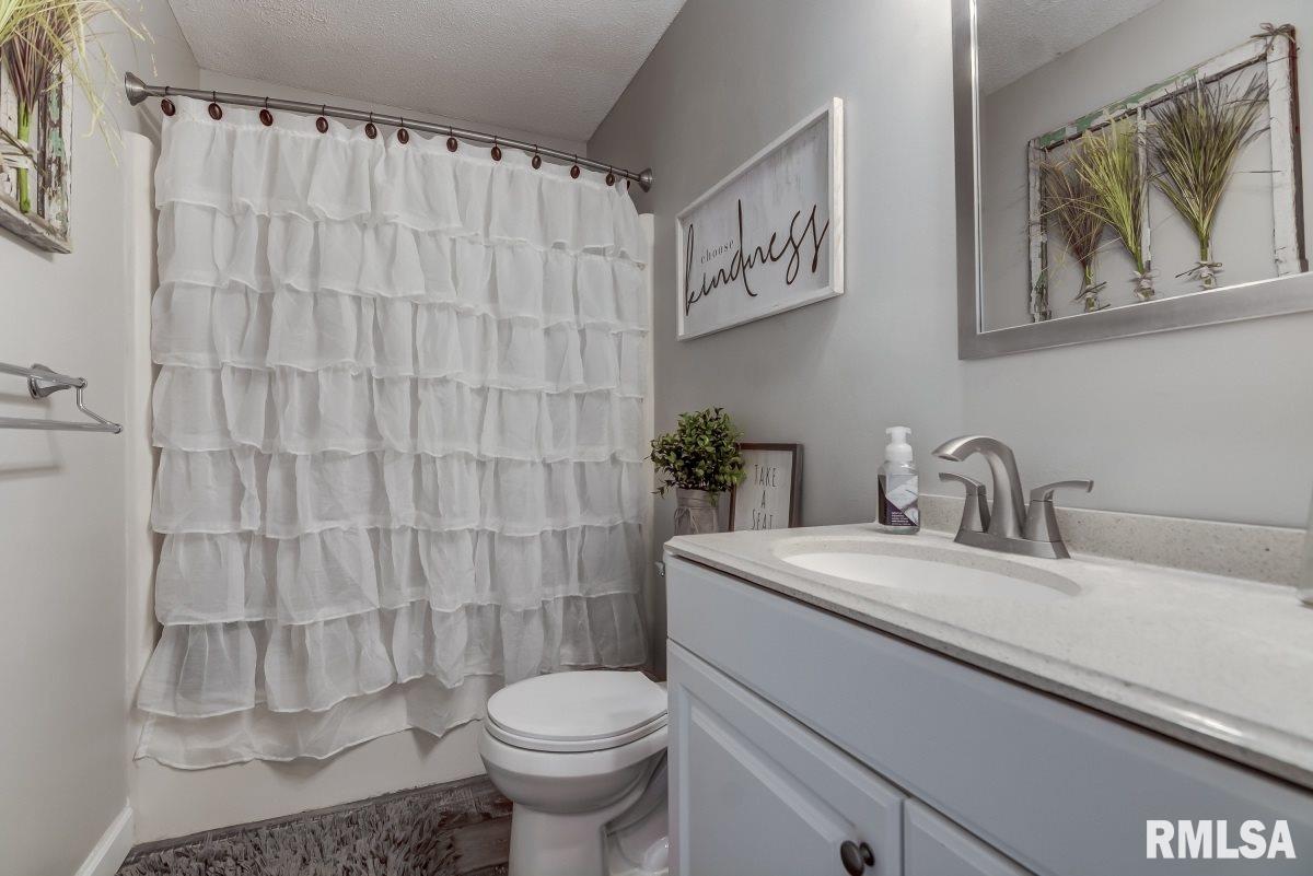 3913 Jonquil Lane Springfield, IL 62707 - Photo 23 of 35
