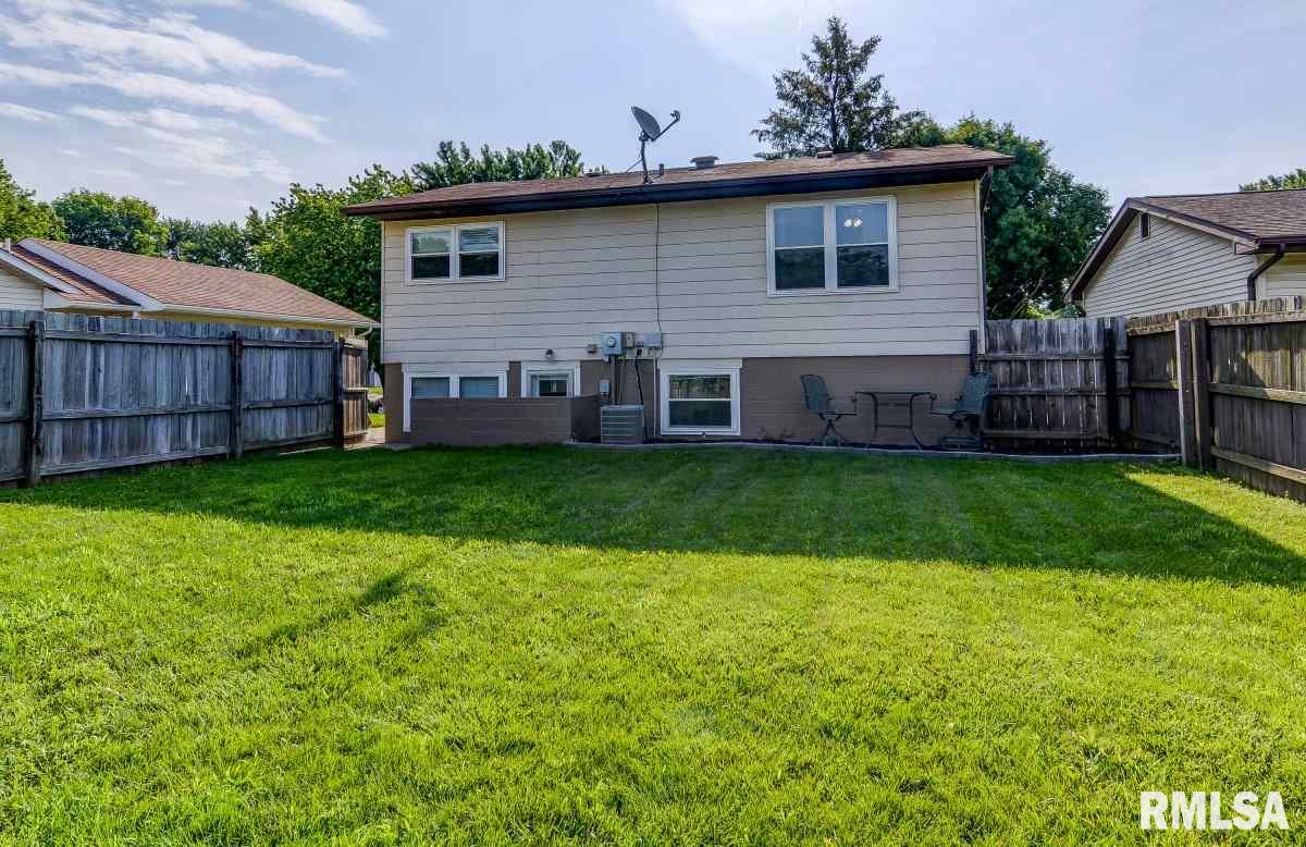 3913 Jonquil Lane Springfield, IL 62707 - Photo 6 of 35