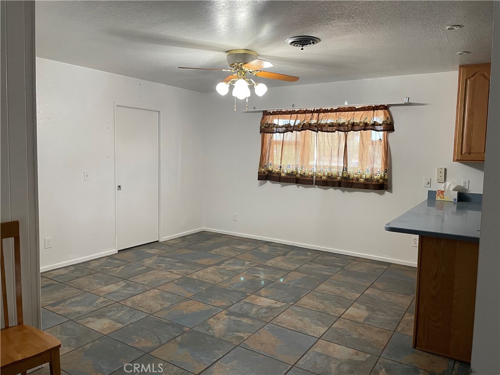 526 West Las Flores Avenue Ridgecrest, CA 93555 - Photo 15 of 22