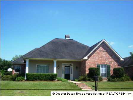 135 Charter Ridge Court Baton Rouge, LA 70810 - Photo 1 of 12