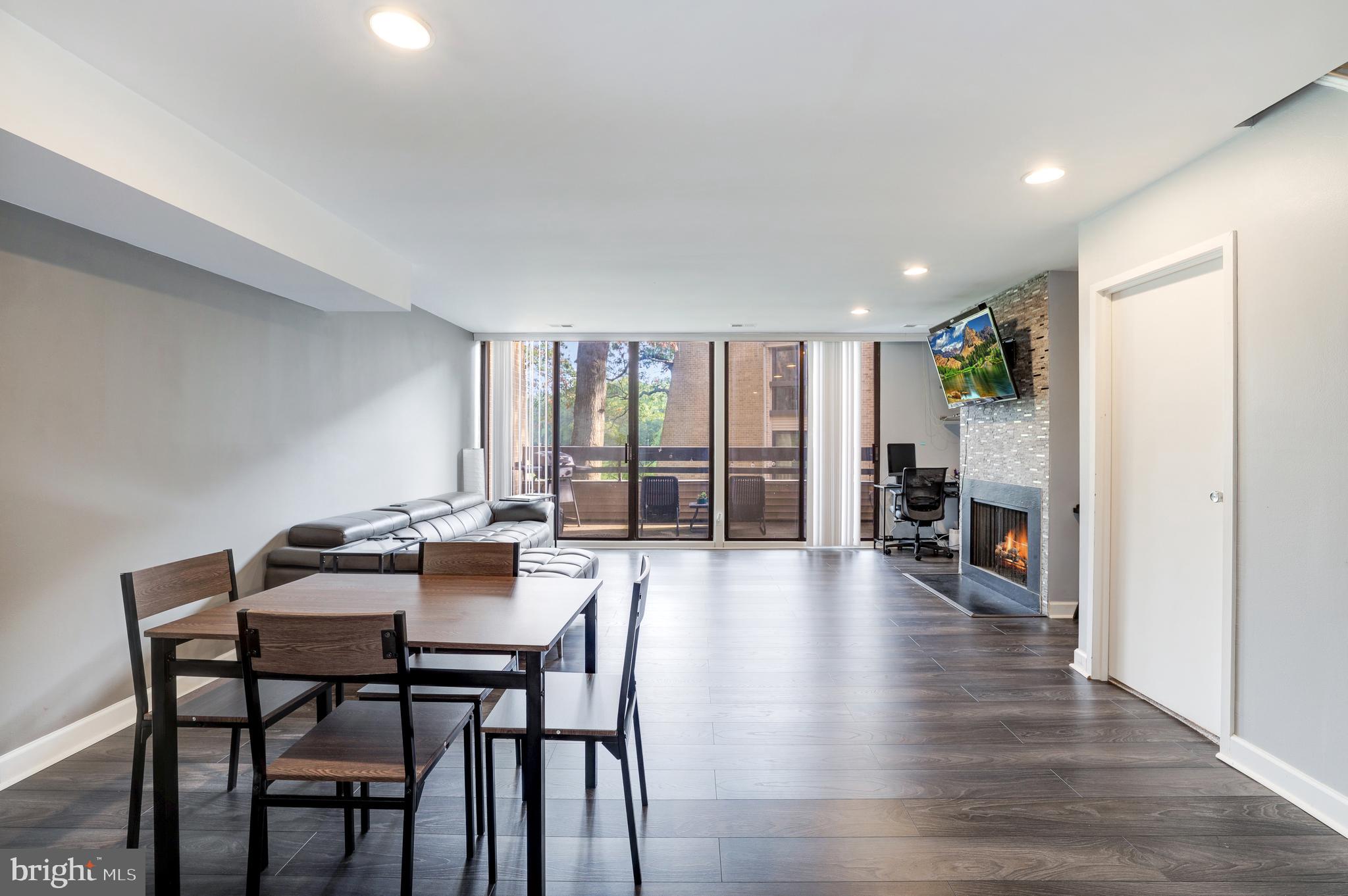 11626 Ivystone Court, Unit 3B1 Reston, VA 20191 - Photo 14 of 51