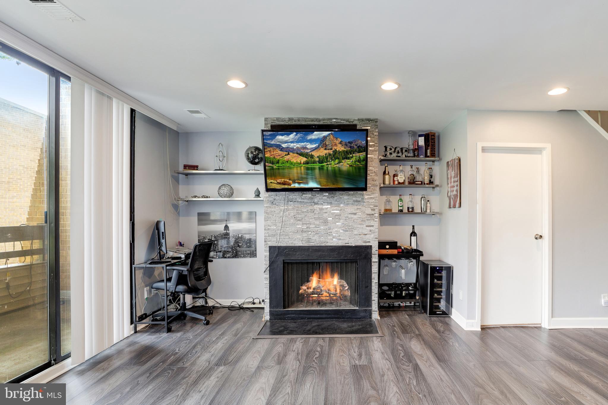 11626 Ivystone Court, Unit 3B1 Reston, VA 20191 - Photo 18 of 51