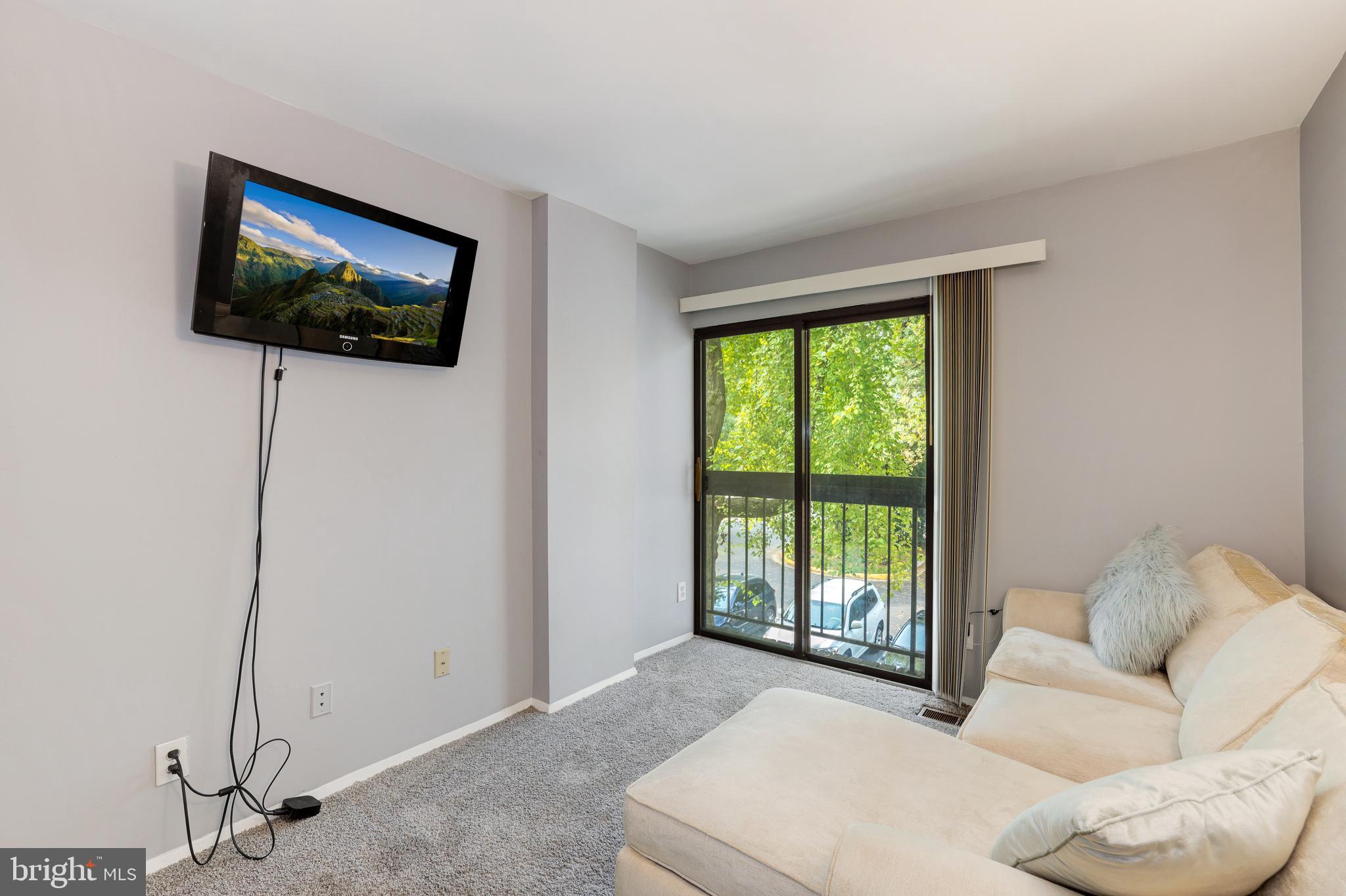 11626 Ivystone Court, Unit 3B1 Reston, VA 20191 - Photo 32 of 51