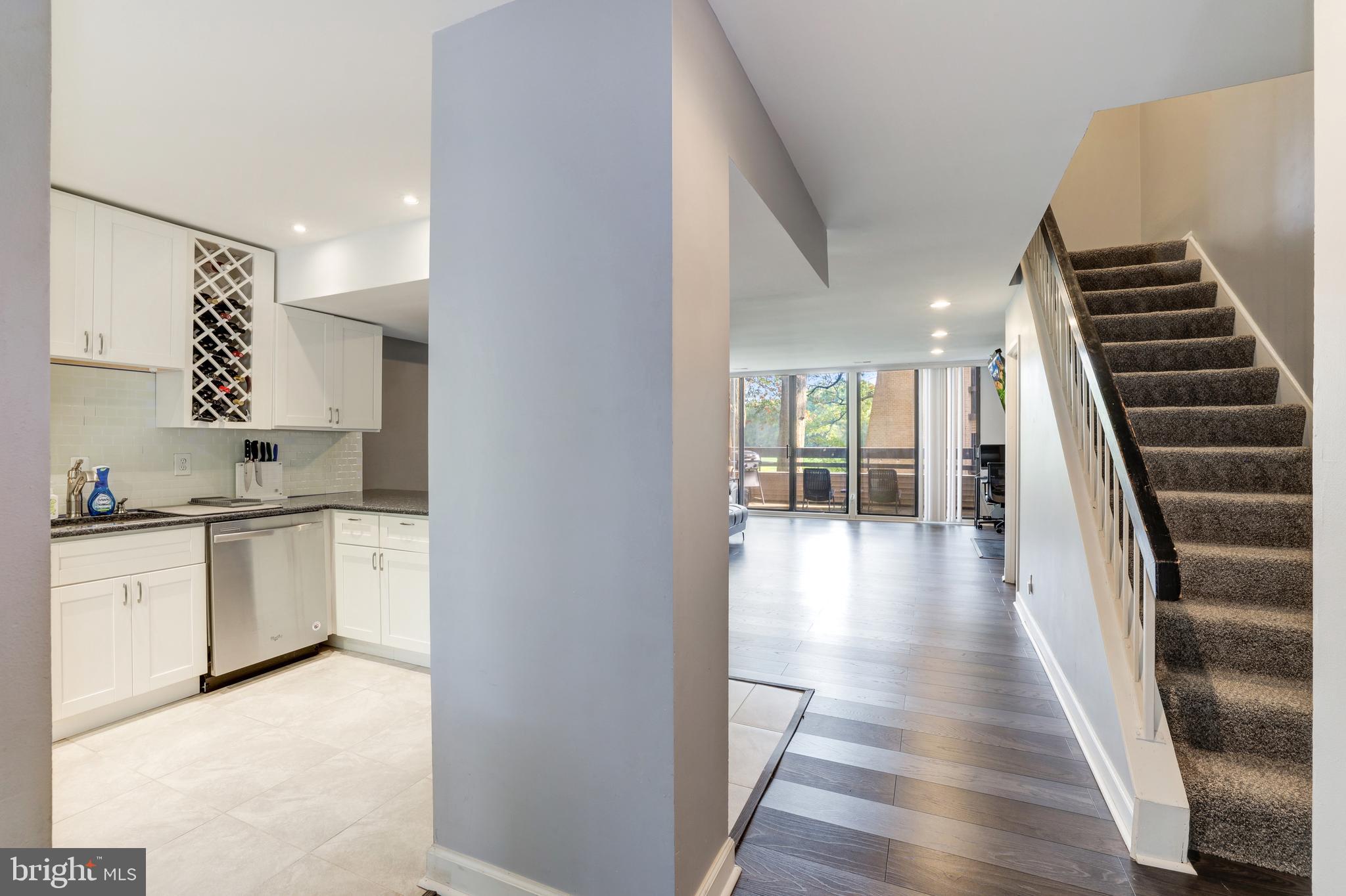 11626 Ivystone Court, Unit 3B1 Reston, VA 20191 - Photo 5 of 51