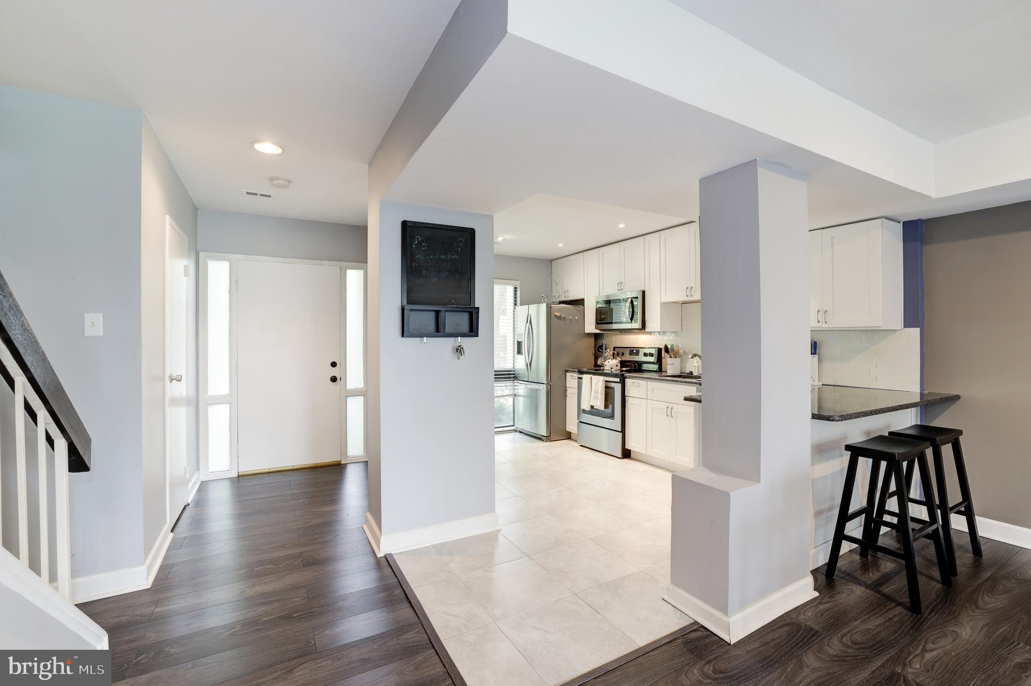 11626 Ivystone Court, Unit 3B1 Reston, VA 20191 - Photo 6 of 51