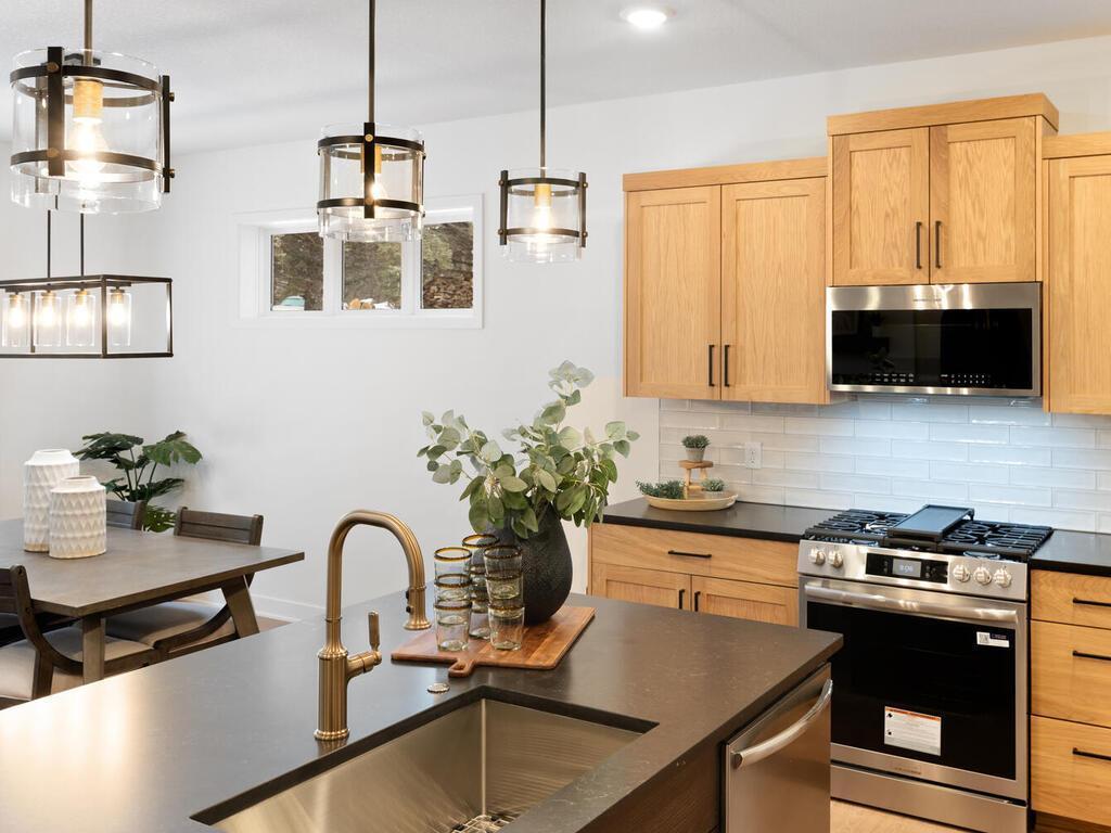 7739 Adler Trail Inver Grove Heights, MN 55077 - Photo 18 of 49