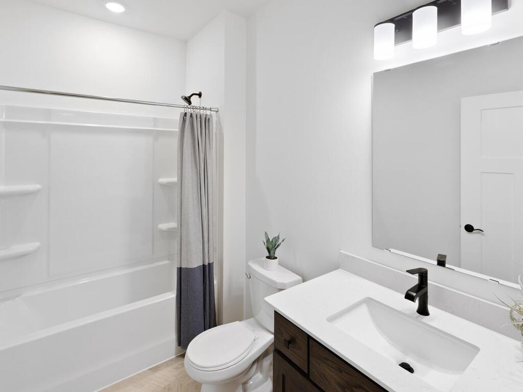 7739 Adler Trail Inver Grove Heights, MN 55077 - Photo 7 of 49