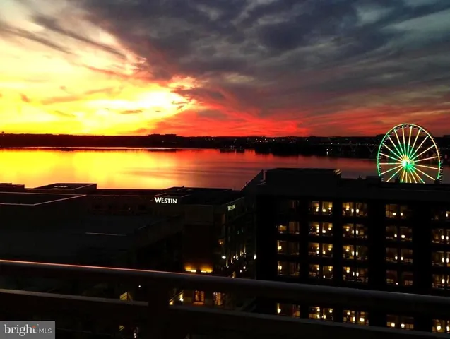 $3,250 | 157 Fleet Street, Unit PH14, Oxon Hill, MD 20745