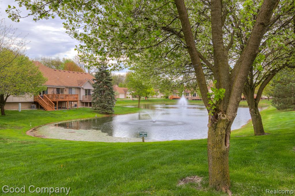 50837 Raintree Circle Chesterfield, MI 48047 - Photo 33 of 37
