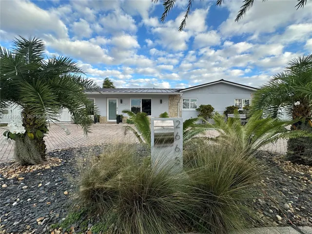 $4,200 | 2665 Southwest 119th Court, Miami, FL 33175