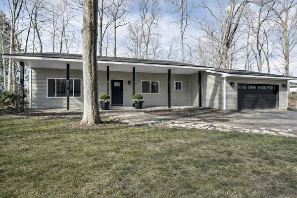 $409,000 | 3005 Silhavy Road, Valparaiso, IN 46383