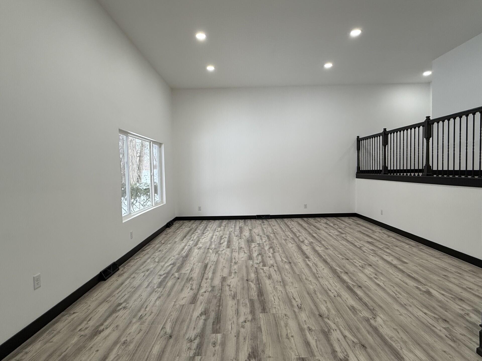 3005 Silhavy Road Valparaiso, IN 46383 - Photo 3 of 27 1920x1440