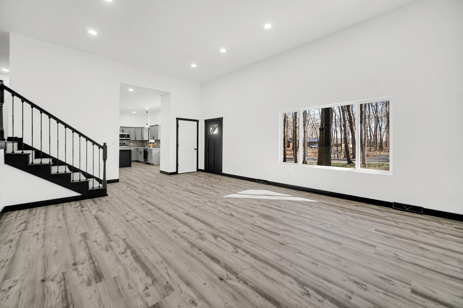 3005 Silhavy Road Valparaiso, IN 46383 - Photo 4 of 27 1620x1080