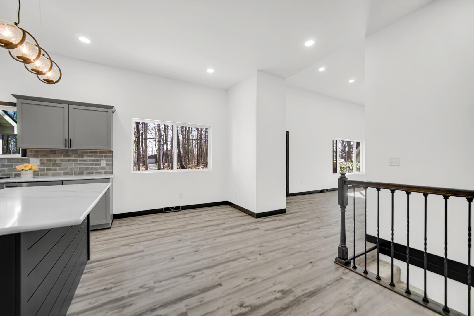 3005 Silhavy Road Valparaiso, IN 46383 - Photo 9 of 27 1620x1080