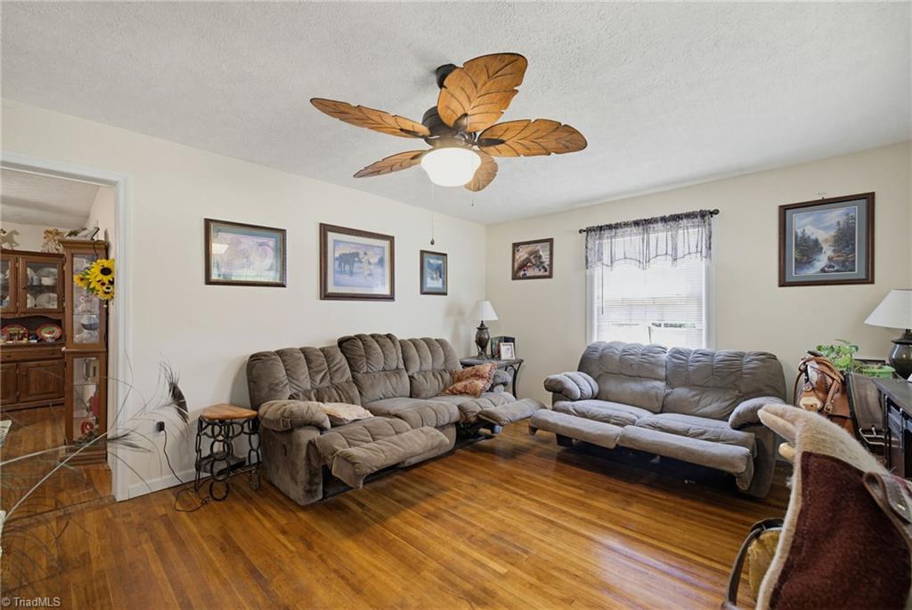 122 Buck Road Eden, NC 27288 - Photo 5 of 40