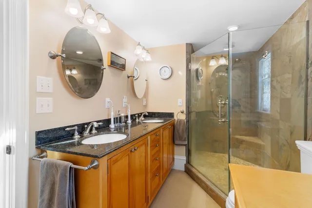 $1,200,000 | 902 Dutch Neck Road, Waldoboro, ME 04572