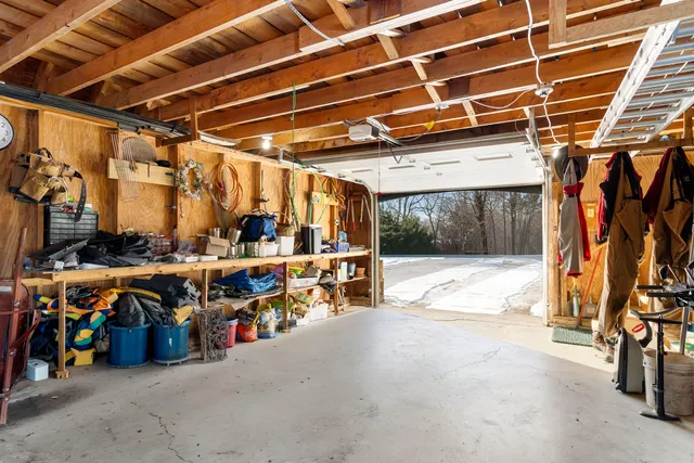 $1,200,000 | 902 Dutch Neck Road, Waldoboro, ME 04572