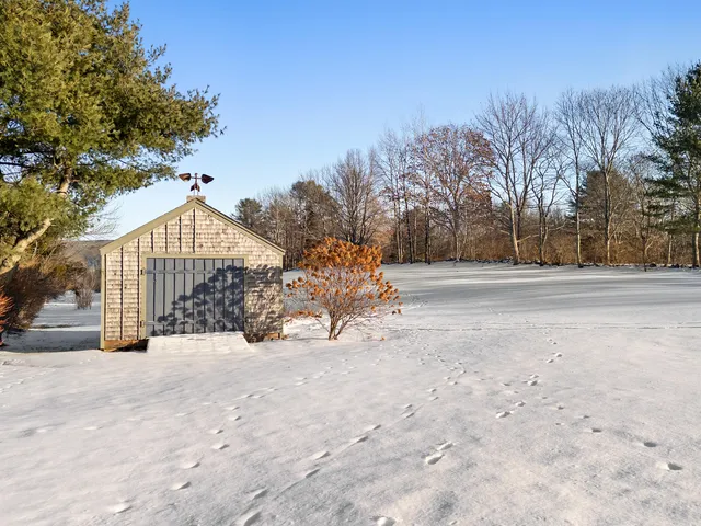 $1,200,000 | 902 Dutch Neck Road, Waldoboro, ME 04572