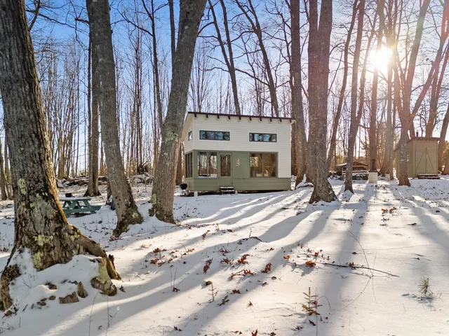 $1,200,000 | 902 Dutch Neck Road, Waldoboro, ME 04572