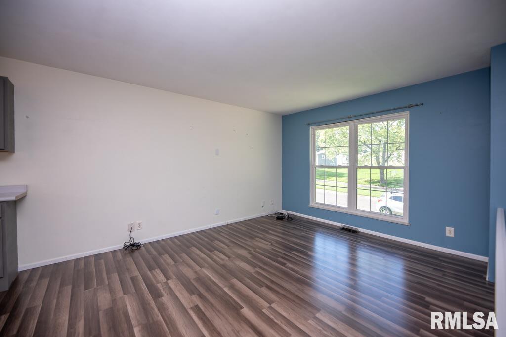428 Joliet Road Marquette Heights, IL 61554 - Photo 14 of 37 Gallery Image 14