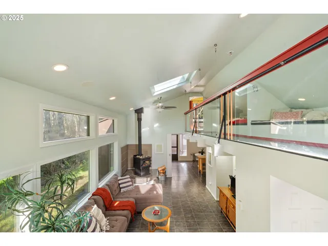 $360,000 | 9460 Northeast 18th Avenue, Rockaway Beach, OR 97136