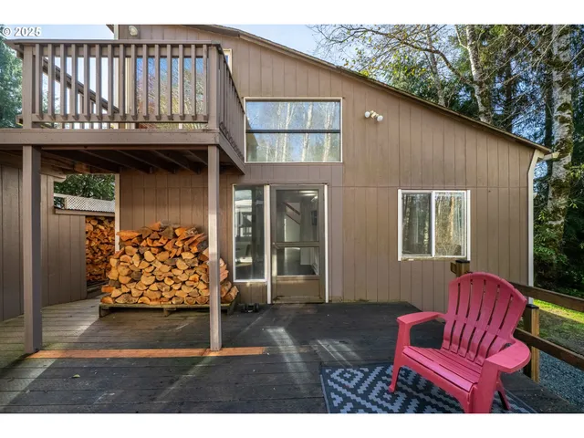 $360,000 | 9460 Northeast 18th Avenue, Rockaway Beach, OR 97136