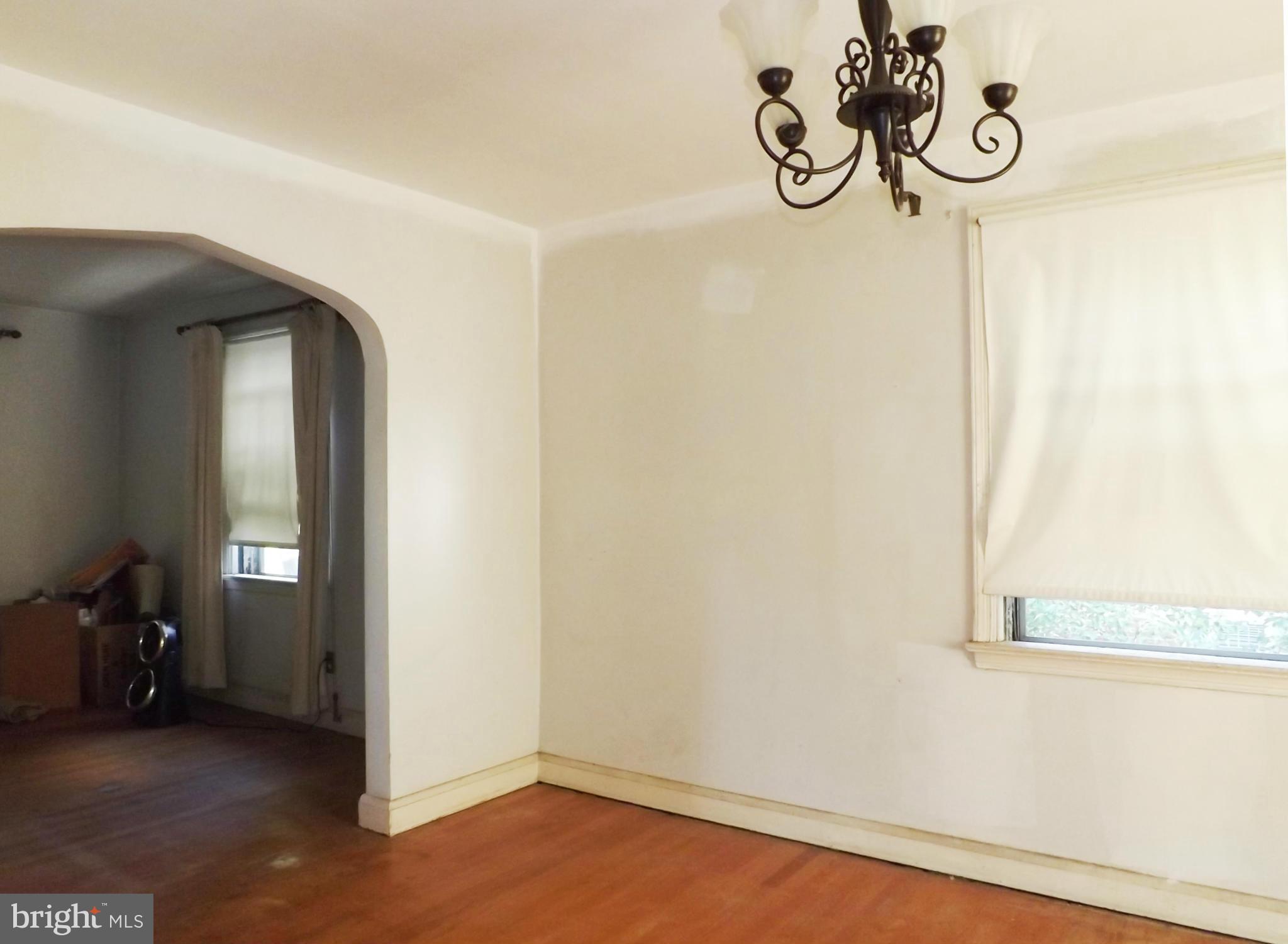 6204 Tramore Road Baltimore, MD 21214 - Photo 4 of 14 Dining Room