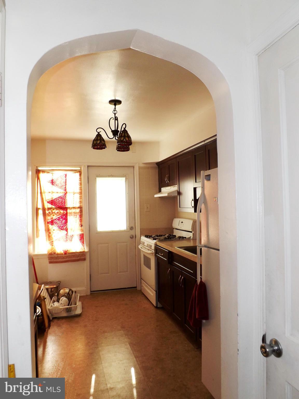6204 Tramore Road Baltimore, MD 21214 - Photo 6 of 14 Kitchen