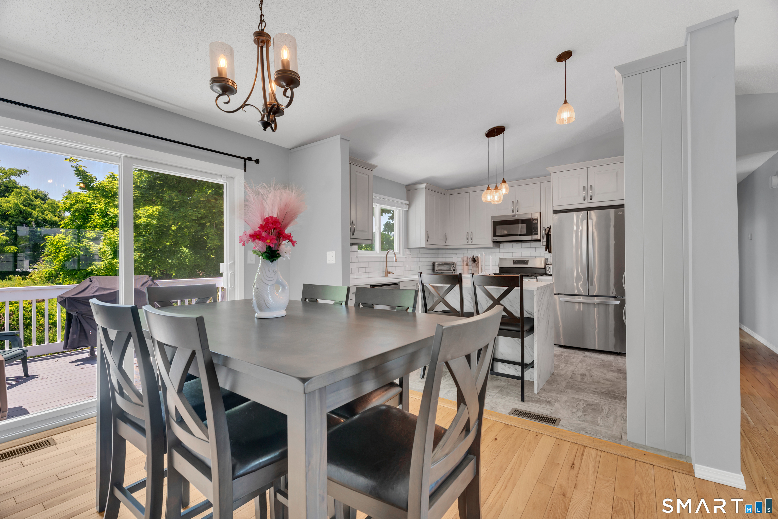 12 Roses Farm Road East Haven, CT 06512 - Photo 9 of 39