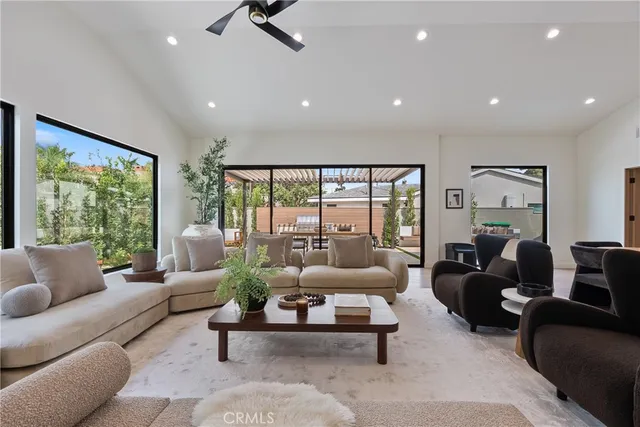 $3,620,000 | 2989 Ceylon Drive, Costa Mesa, CA 92626