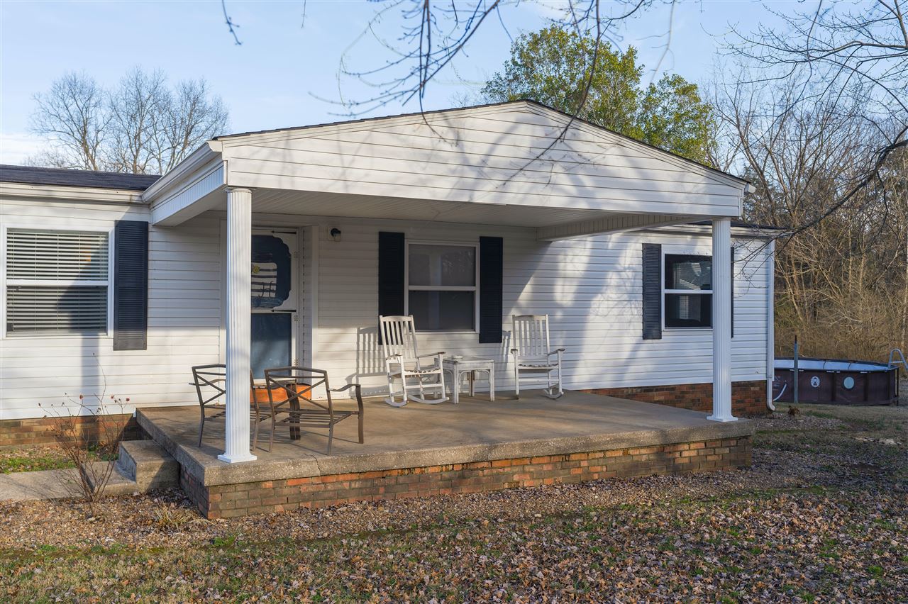 1752 Lewisburg Road Russellville, KY 42276 - Photo 2 of 18 Gallery Image 2