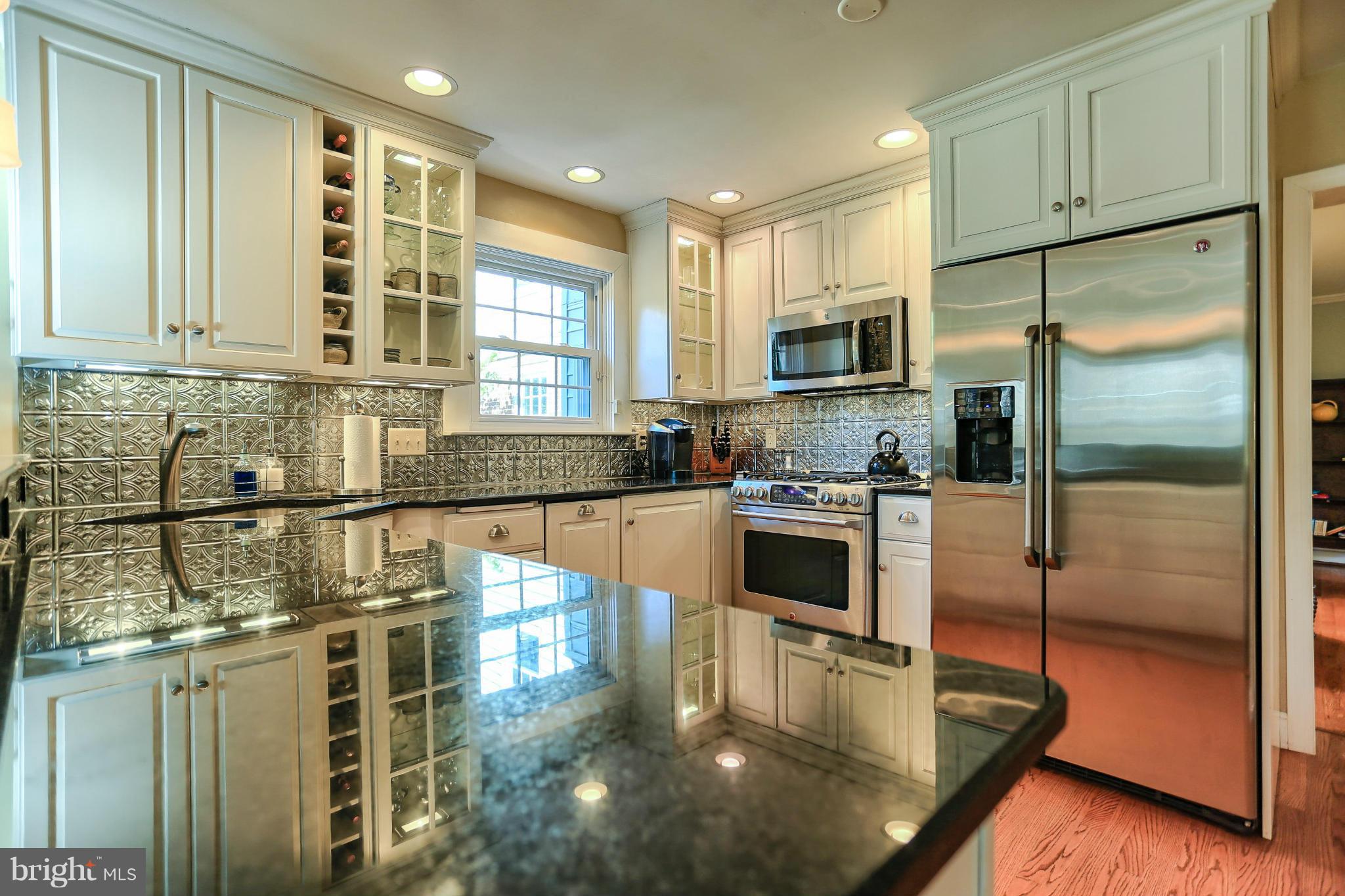 12906 Lauran Road Hagerstown, MD 21742 - Photo 16 of 30 Kitchen