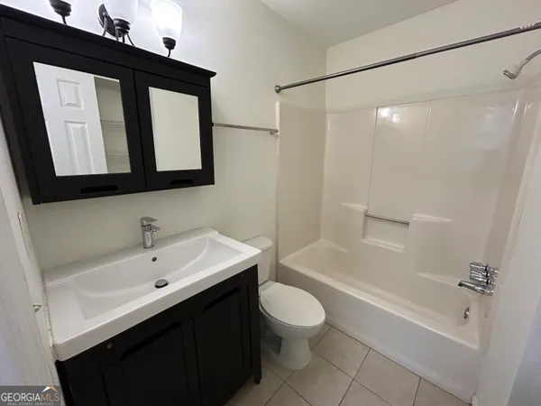 $2,200 | 745 Country Manor Way, Johns Creek, GA 30022