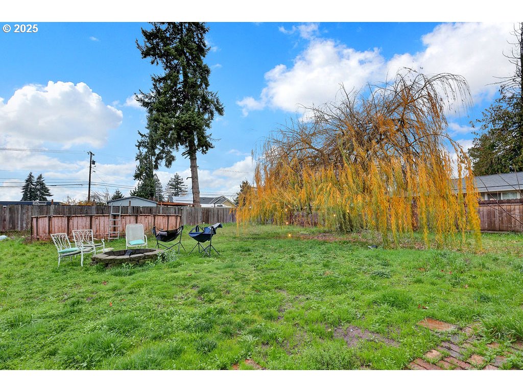 154 37th Street Springfield, OR 97478 - Photo 30 of 32
